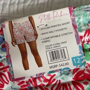 Stella Parker Women's Floral Print Shorts SZ 12 NWT